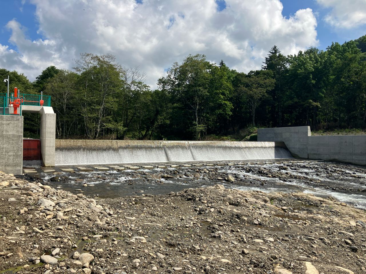 留辺志部発電所